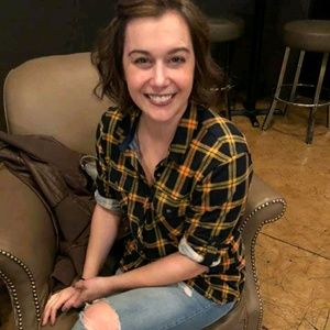 Meet your Posher, Stephanie